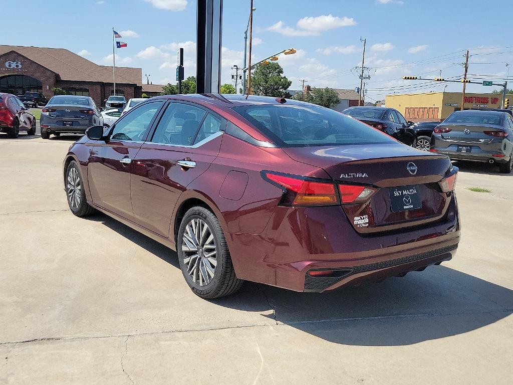 used 2023 Nissan Altima car, priced at $21,084