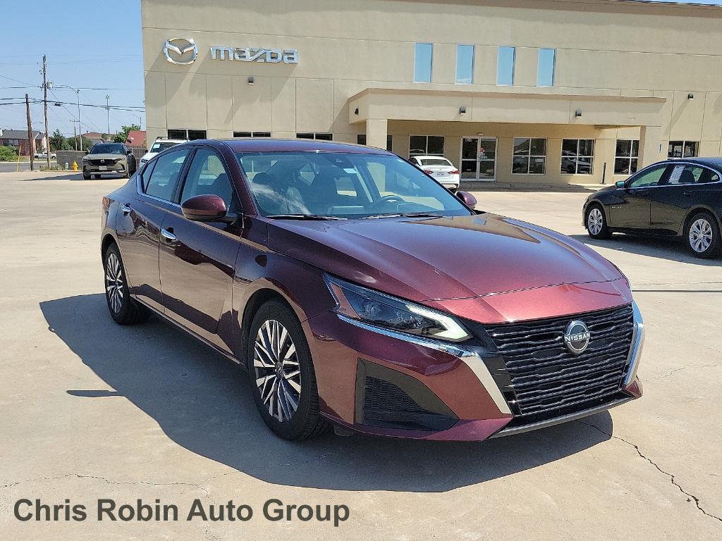 used 2023 Nissan Altima car, priced at $21,084