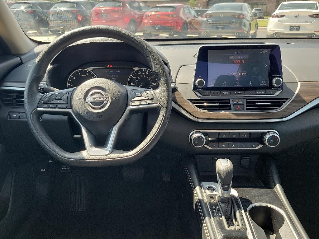 used 2023 Nissan Altima car, priced at $21,084