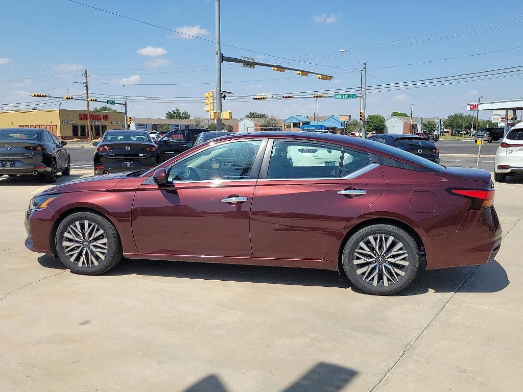 used 2023 Nissan Altima car, priced at $21,084