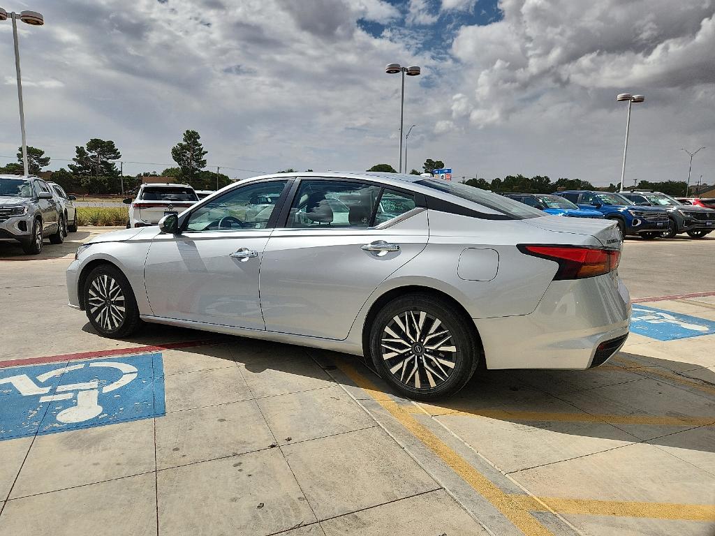 used 2023 Nissan Altima car, priced at $19,661