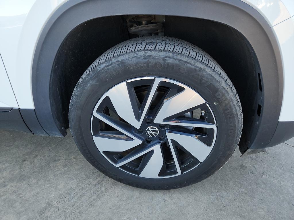 used 2024 Volkswagen Atlas car, priced at $28,073