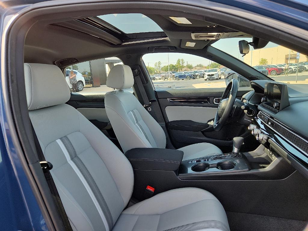 used 2025 Honda Civic Hybrid car, priced at $29,999