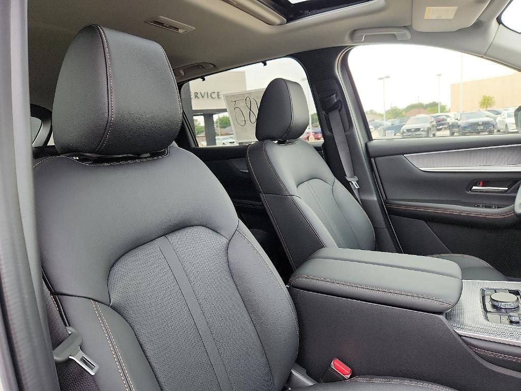 new 2025 Mazda CX-90 car, priced at $41,376