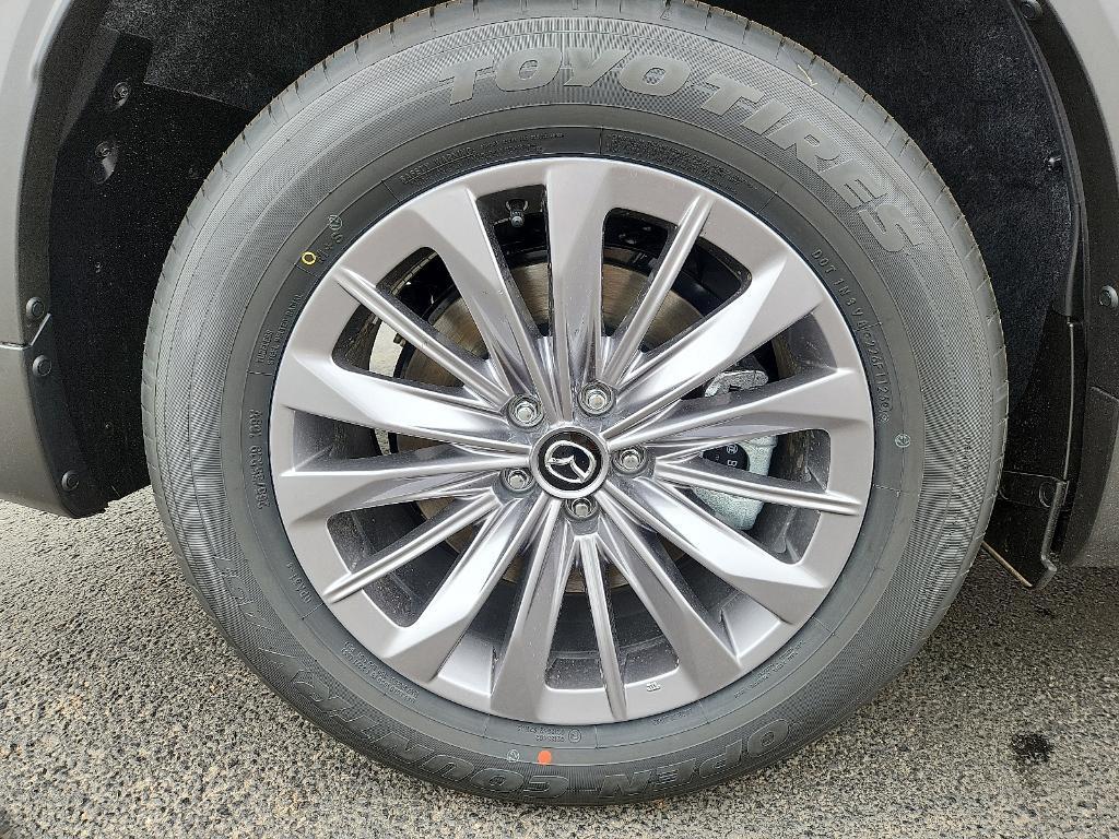 new 2025 Mazda CX-90 car, priced at $41,376