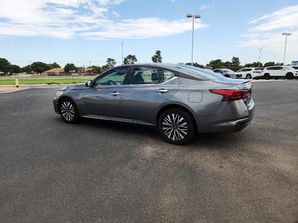 used 2023 Nissan Altima car, priced at $19,491