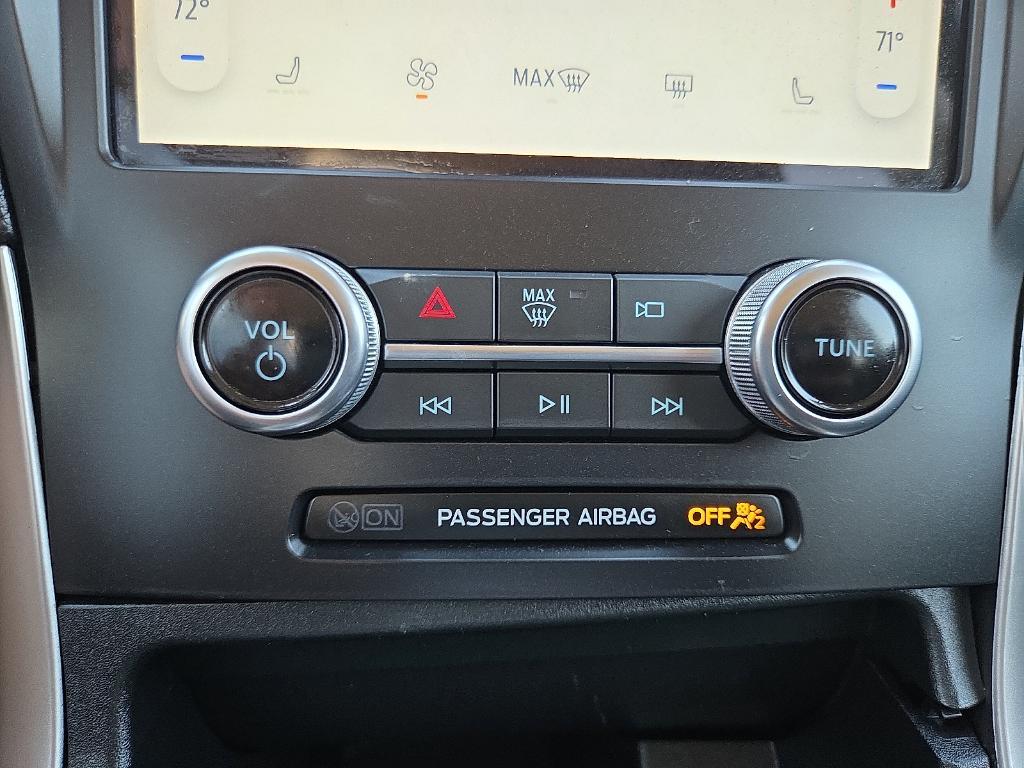 used 2024 Ford Edge car, priced at $23,998