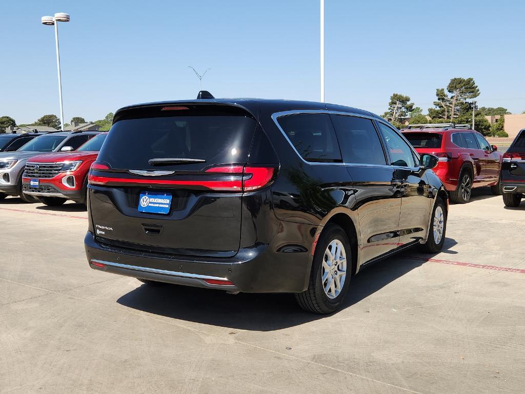 used 2023 Chrysler Pacifica car, priced at $24,584