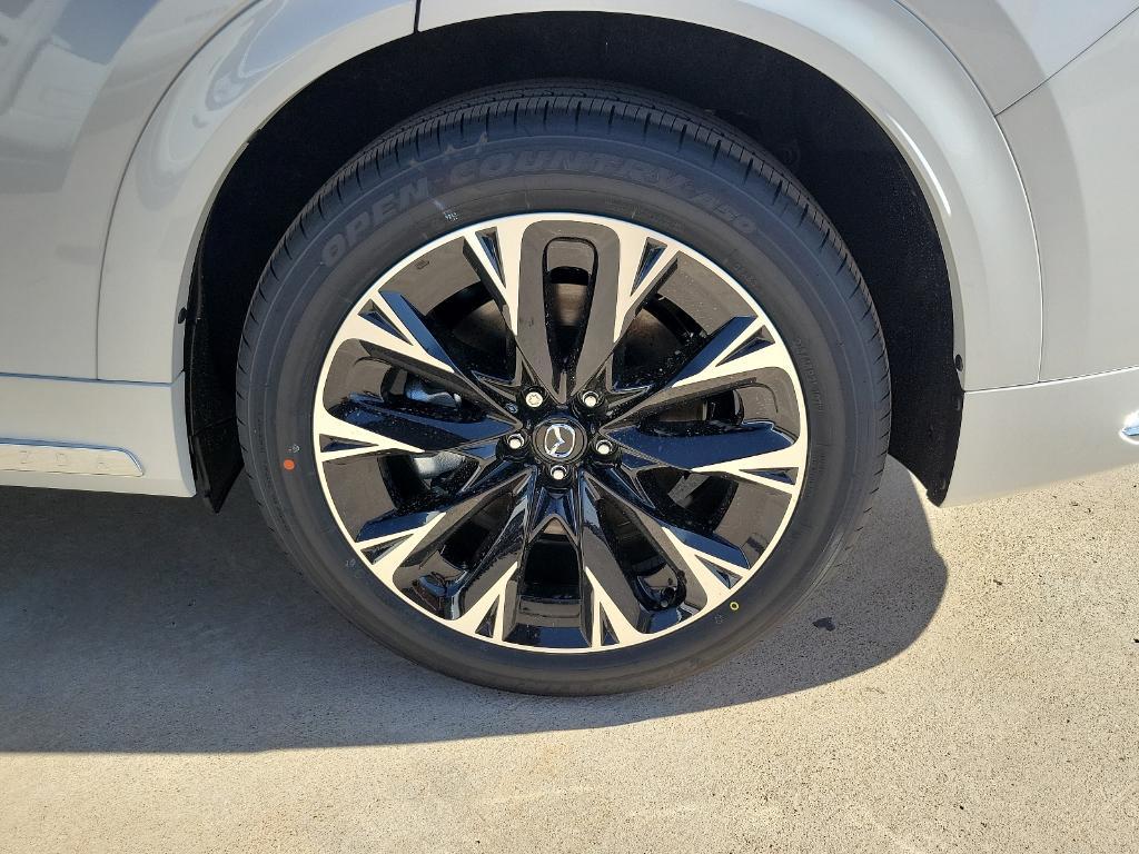 new 2025 Mazda CX-90 car, priced at $58,405