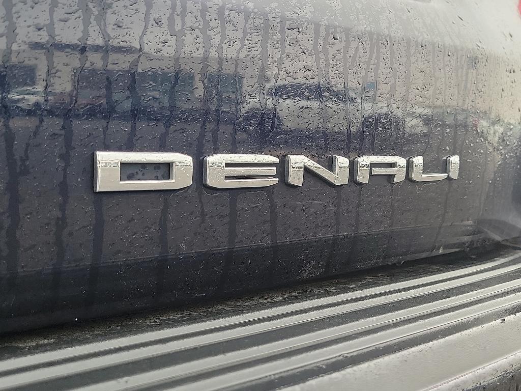 used 2023 GMC Yukon car, priced at $57,408