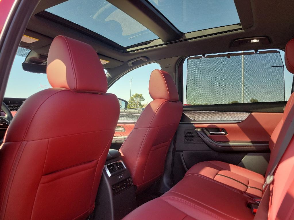 new 2025 Mazda CX-70 car, priced at $51,575