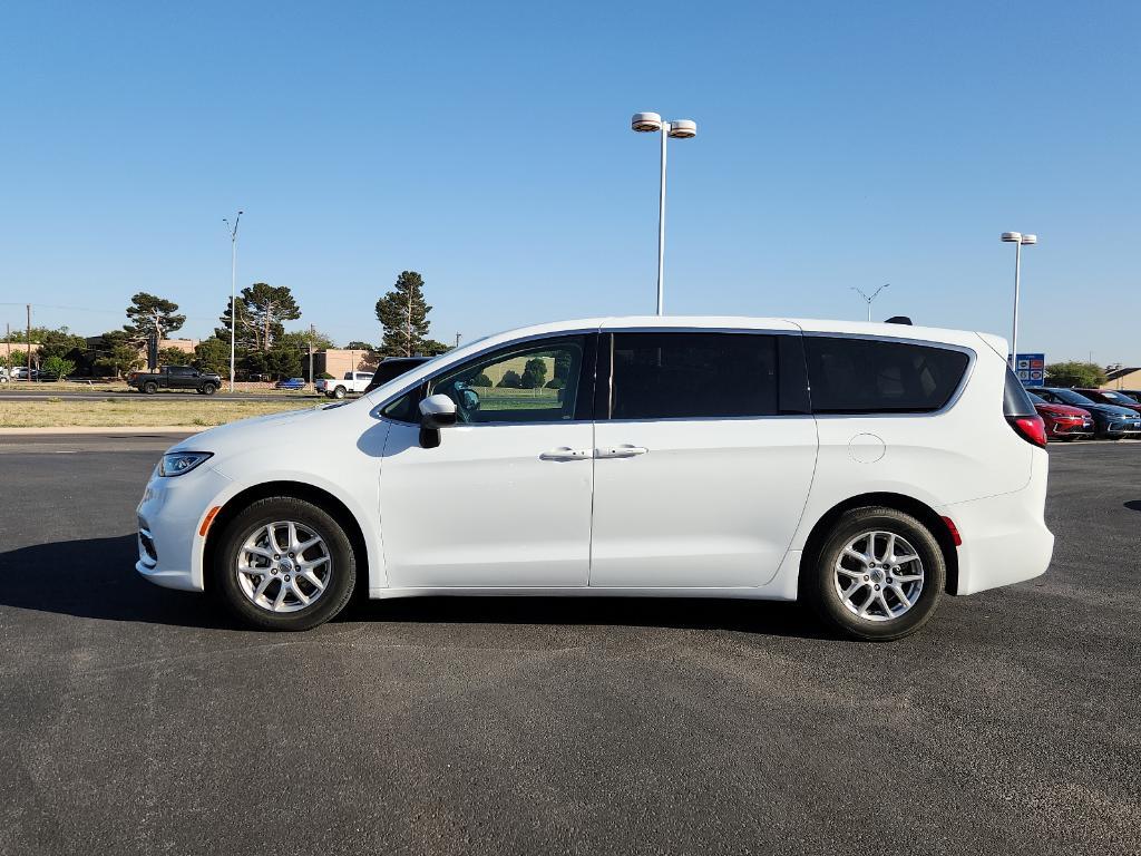 used 2023 Chrysler Pacifica car, priced at $24,637