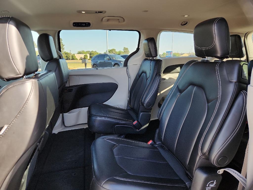 used 2023 Chrysler Pacifica car, priced at $24,637