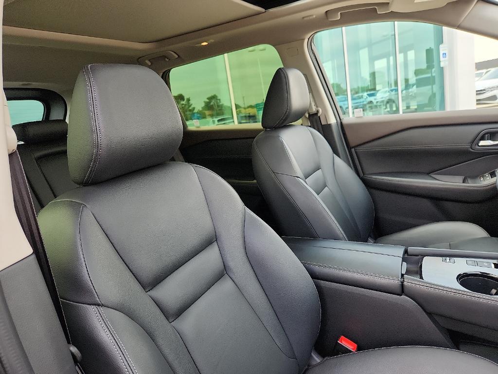 used 2023 Nissan Rogue car, priced at $26,888