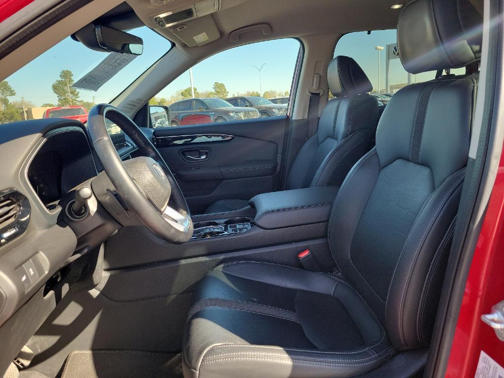 used 2023 Honda Pilot car, priced at $34,571
