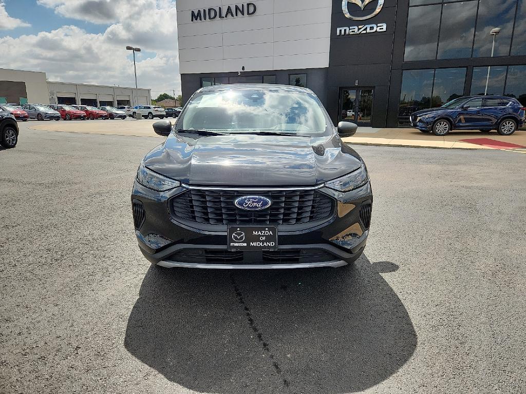 used 2024 Ford Escape car, priced at $24,975