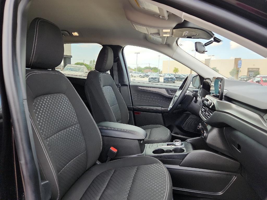 used 2024 Ford Escape car, priced at $24,975