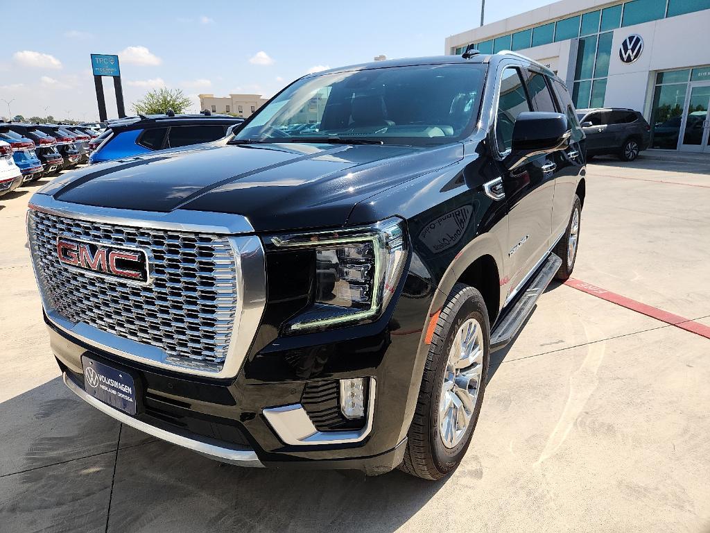 used 2024 GMC Yukon car, priced at $65,995