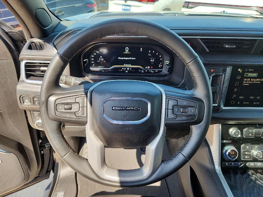 used 2024 GMC Yukon car, priced at $65,995