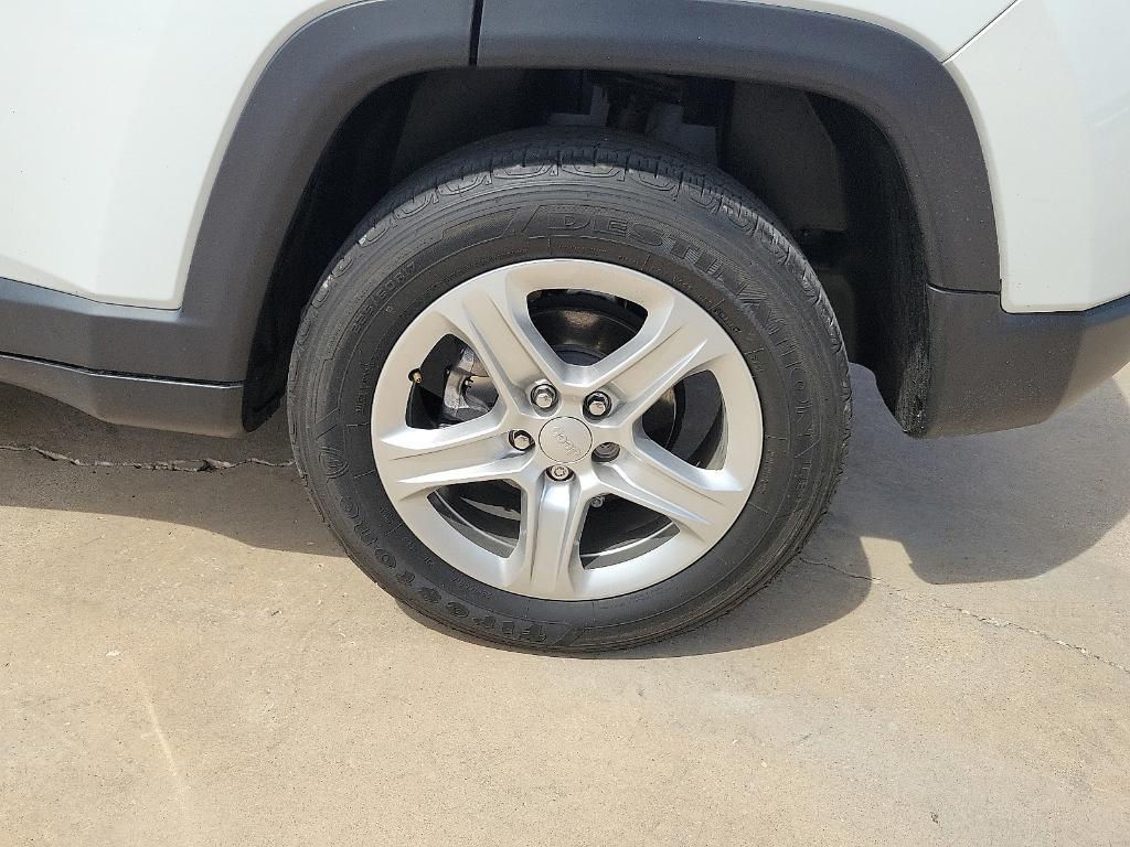 used 2023 Jeep Compass car, priced at $18,922