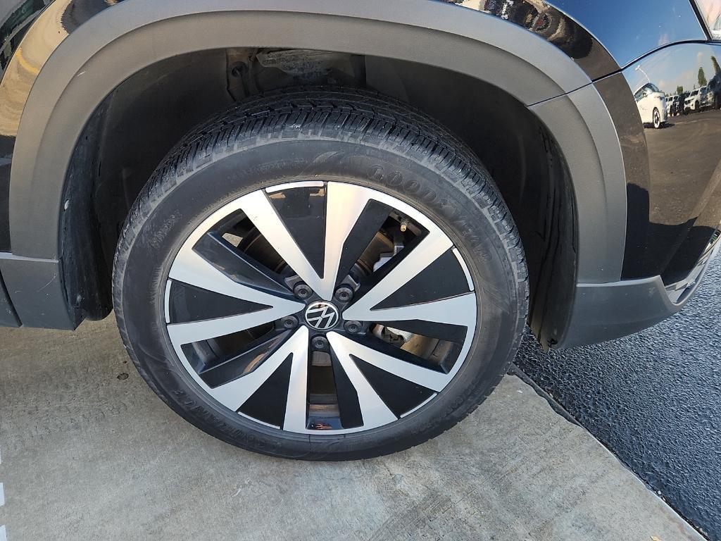used 2024 Volkswagen Taos car, priced at $20,109
