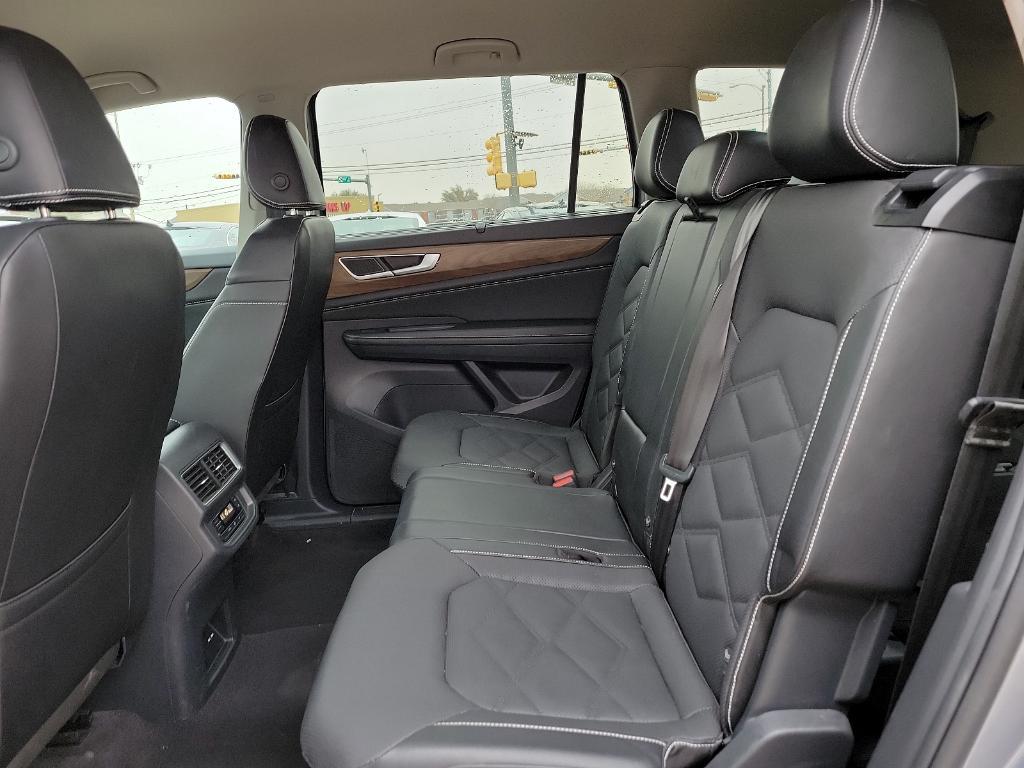 used 2024 Volkswagen Atlas car, priced at $32,680