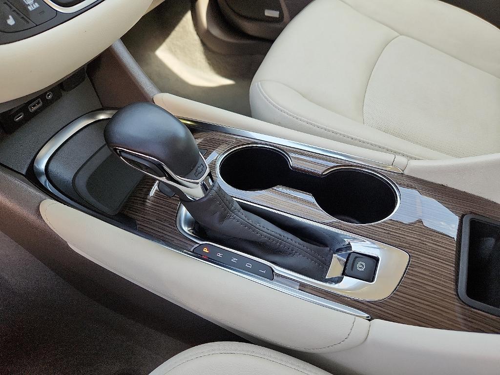 used 2024 Chevrolet Malibu car, priced at $21,995