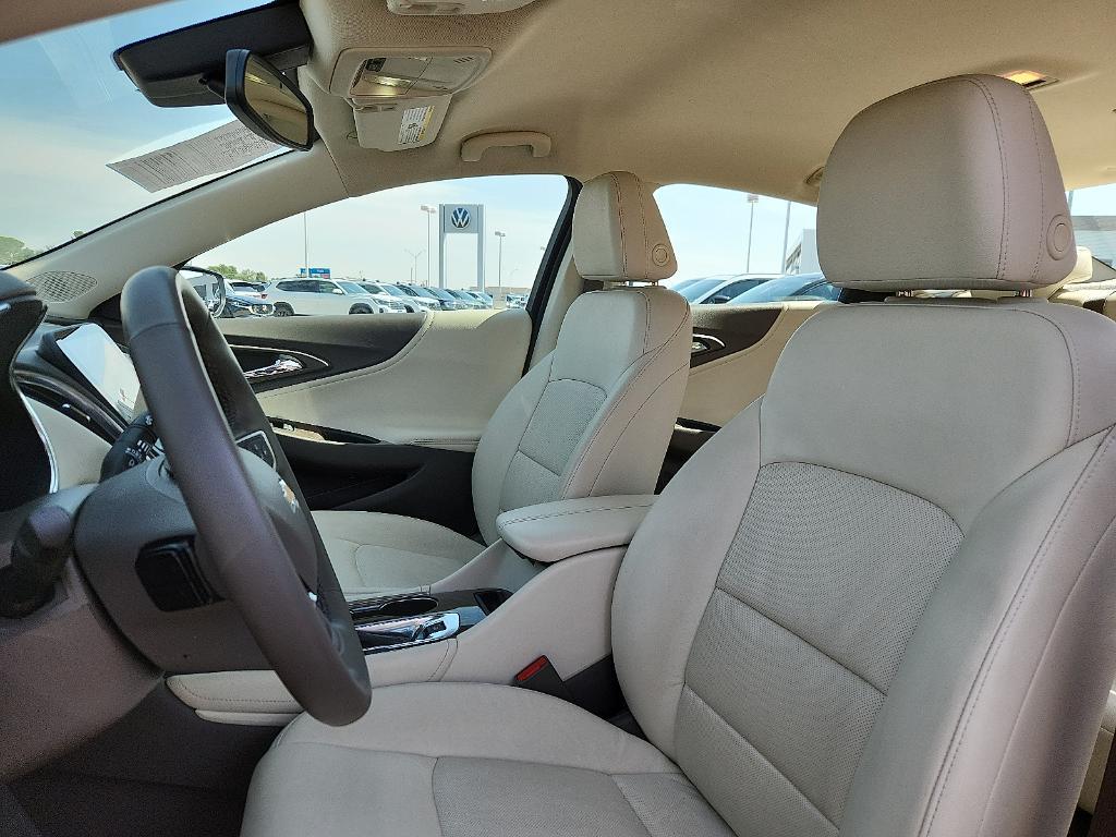 used 2024 Chevrolet Malibu car, priced at $21,995