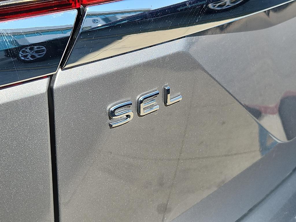 used 2025 Volkswagen Atlas car, priced at $49,445