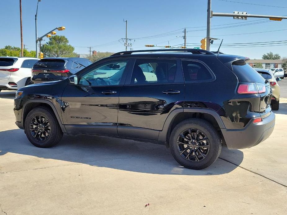 used 2023 Jeep Cherokee car