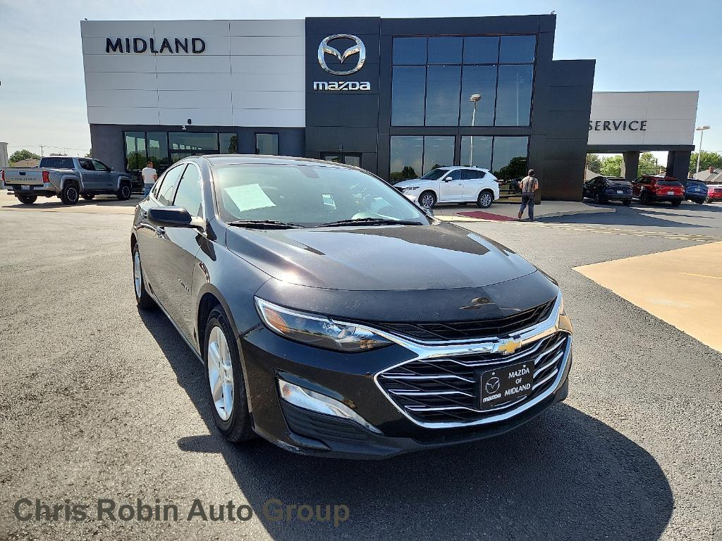 used 2022 Chevrolet Malibu car, priced at $17,795