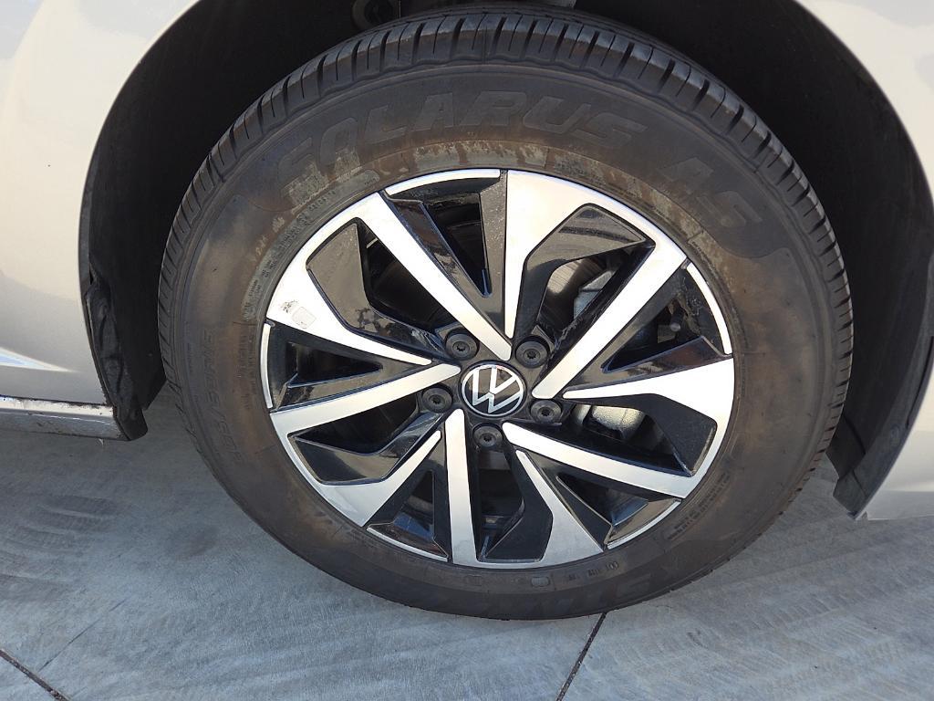 used 2024 Volkswagen Jetta car, priced at $18,859