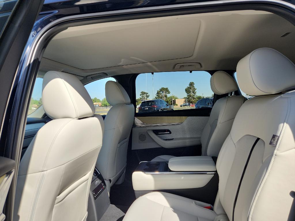 new 2025 Mazda CX-90 car, priced at $58,980