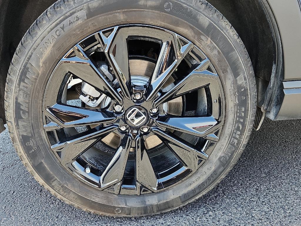 used 2024 Honda CR-V Hybrid car, priced at $36,642