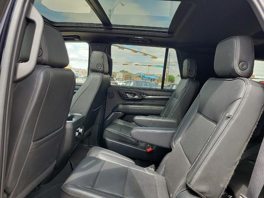 used 2023 GMC Yukon car, priced at $59,900