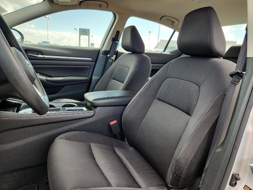 used 2023 Nissan Altima car, priced at $19,916