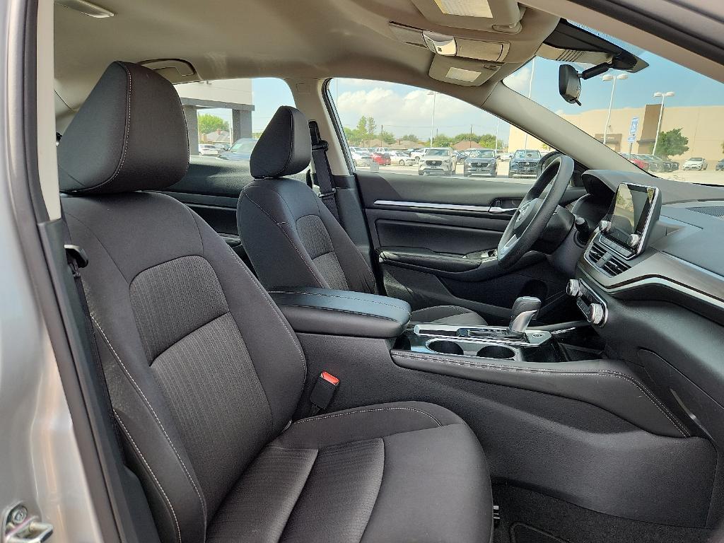 used 2023 Nissan Altima car, priced at $19,916