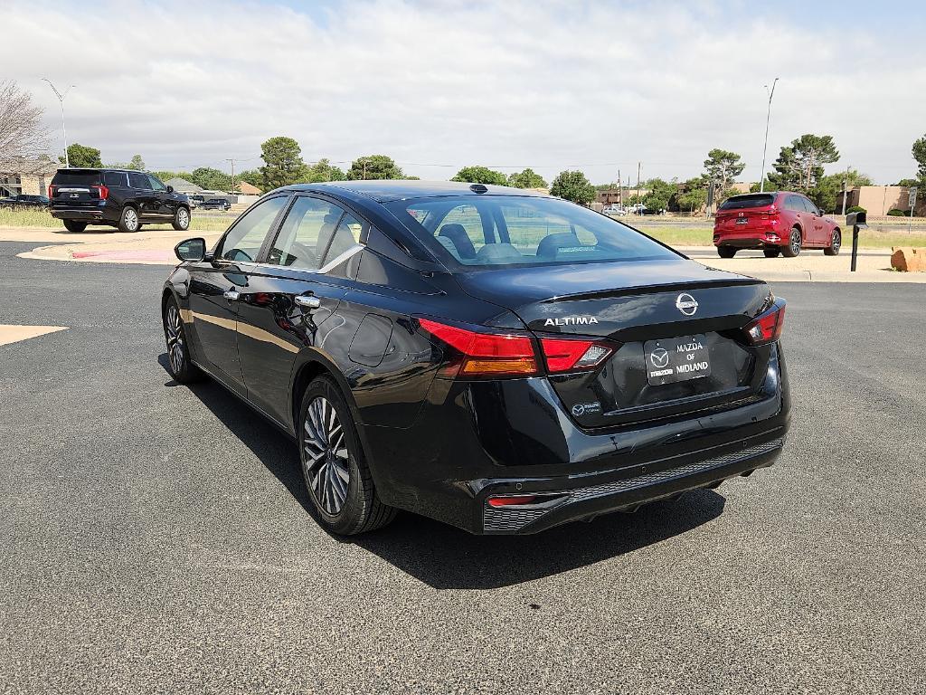 used 2023 Nissan Altima car, priced at $19,527
