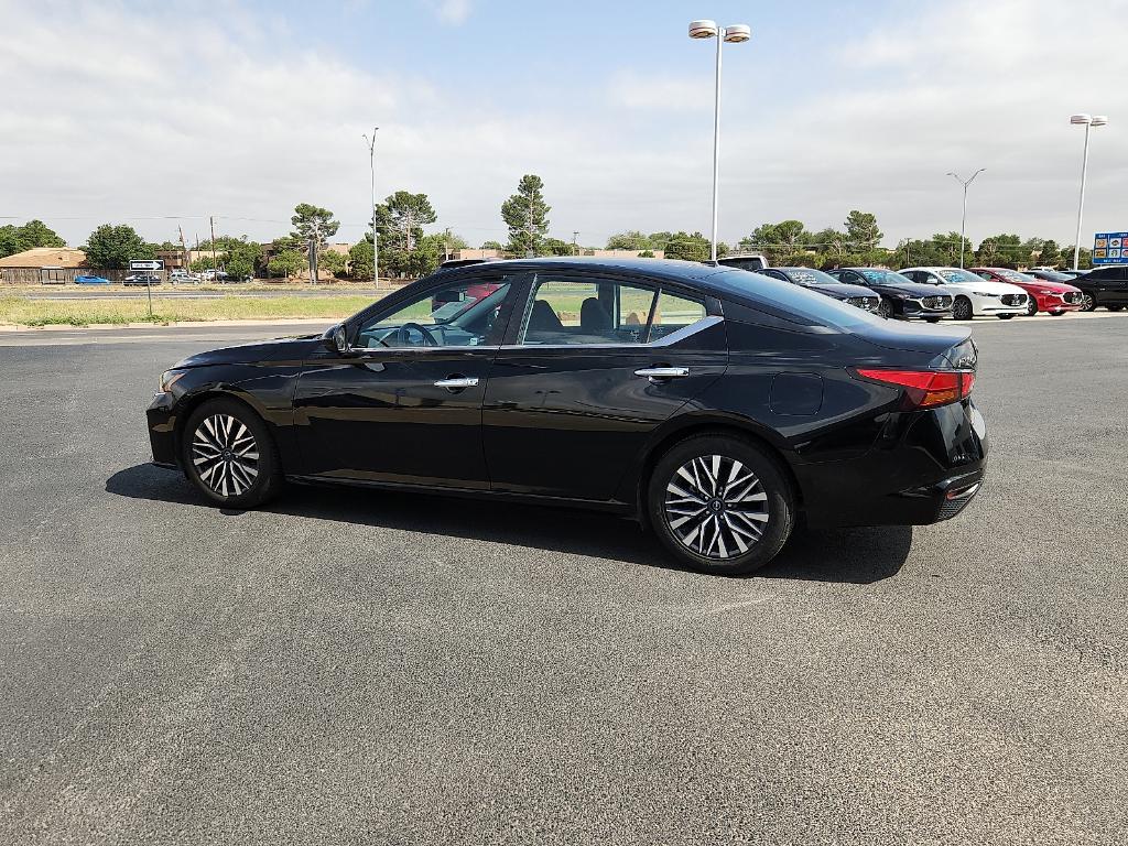 used 2023 Nissan Altima car, priced at $19,527