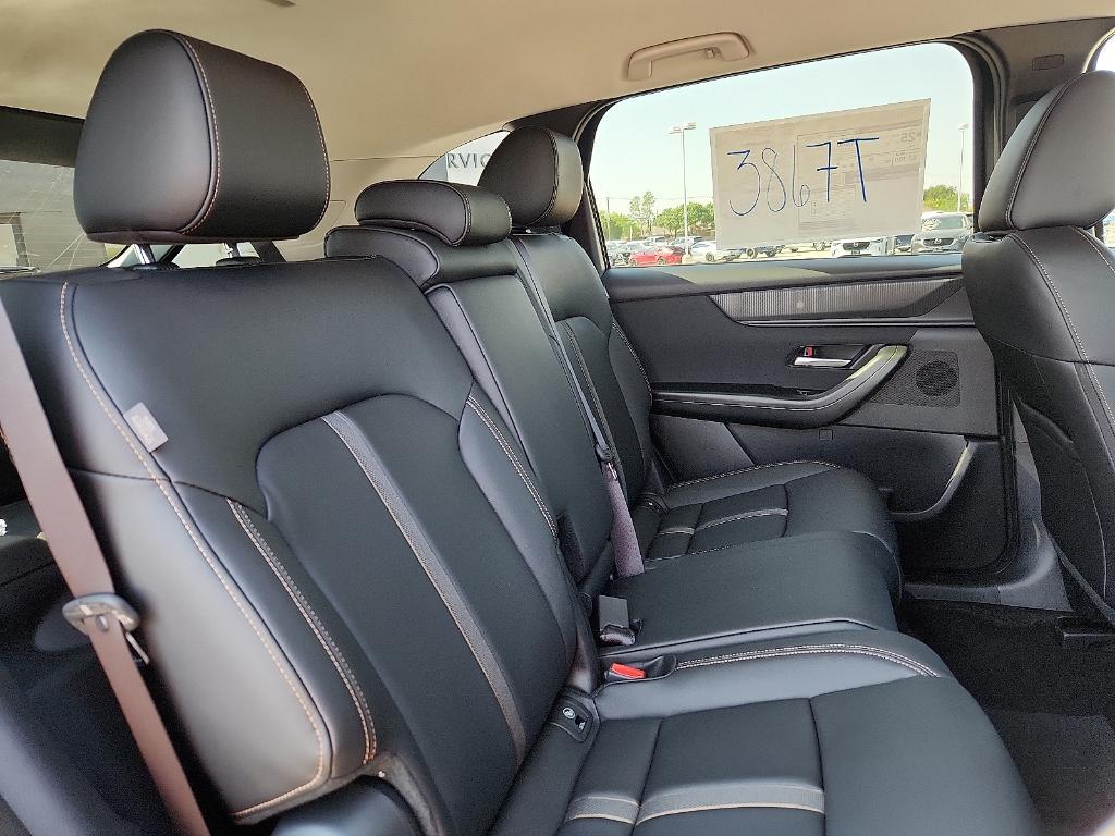 new 2025 Mazda CX-90 car, priced at $37,354
