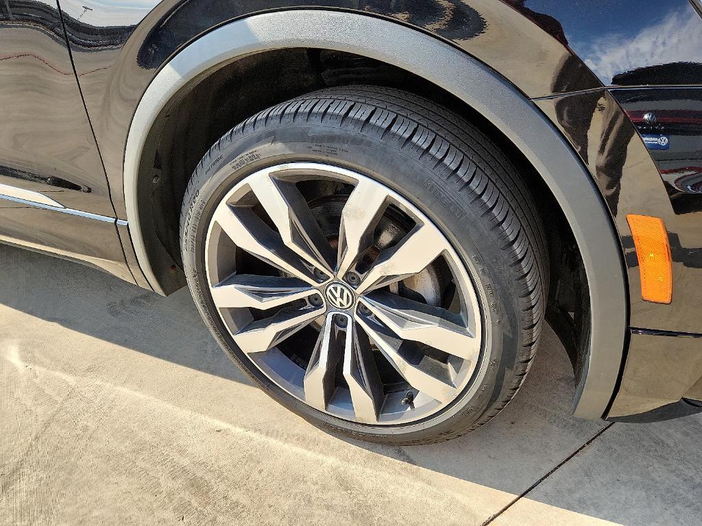 used 2021 Volkswagen Tiguan car, priced at $22,595