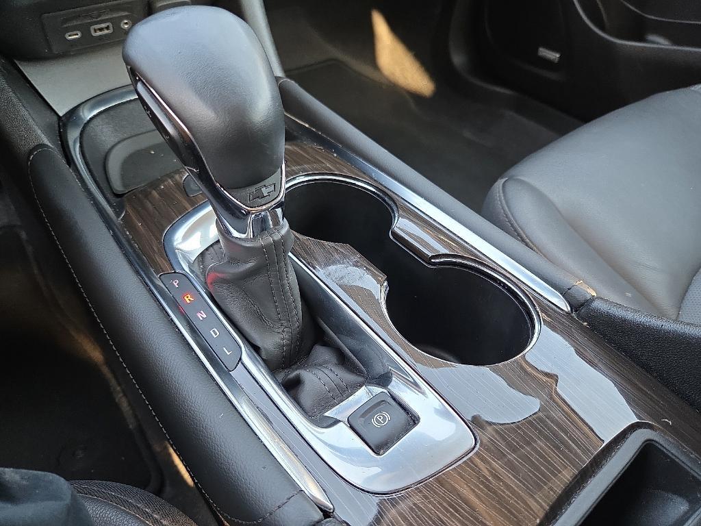 used 2024 Chevrolet Malibu car, priced at $22,995