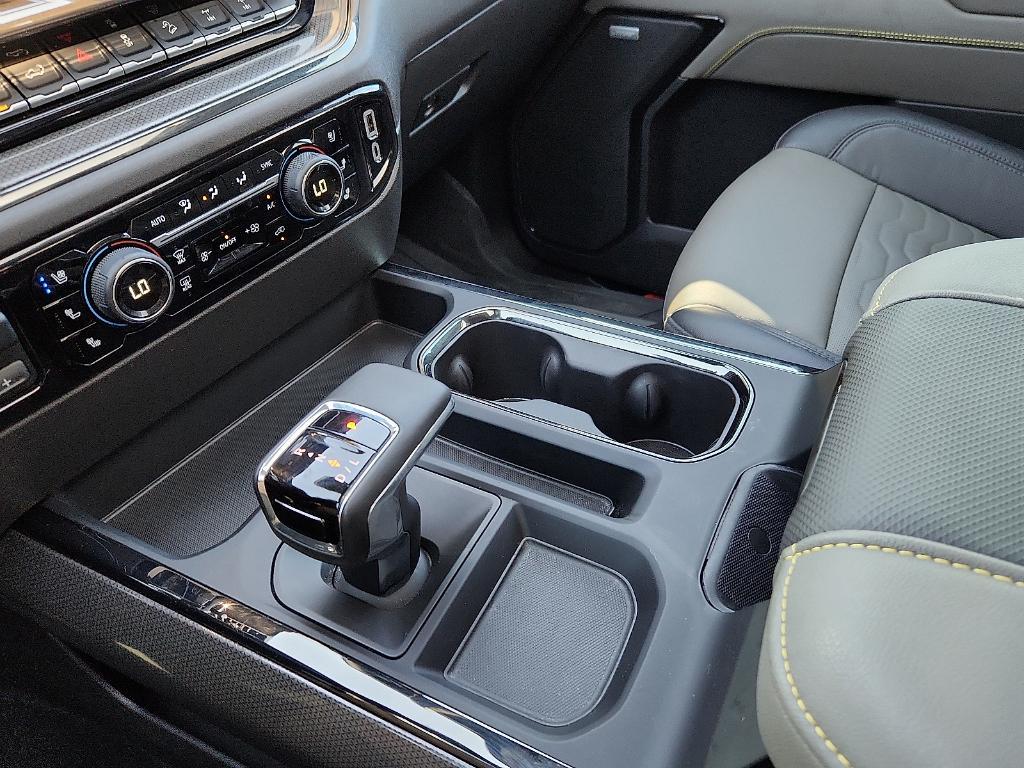 used 2024 Chevrolet Silverado 1500 car, priced at $59,995