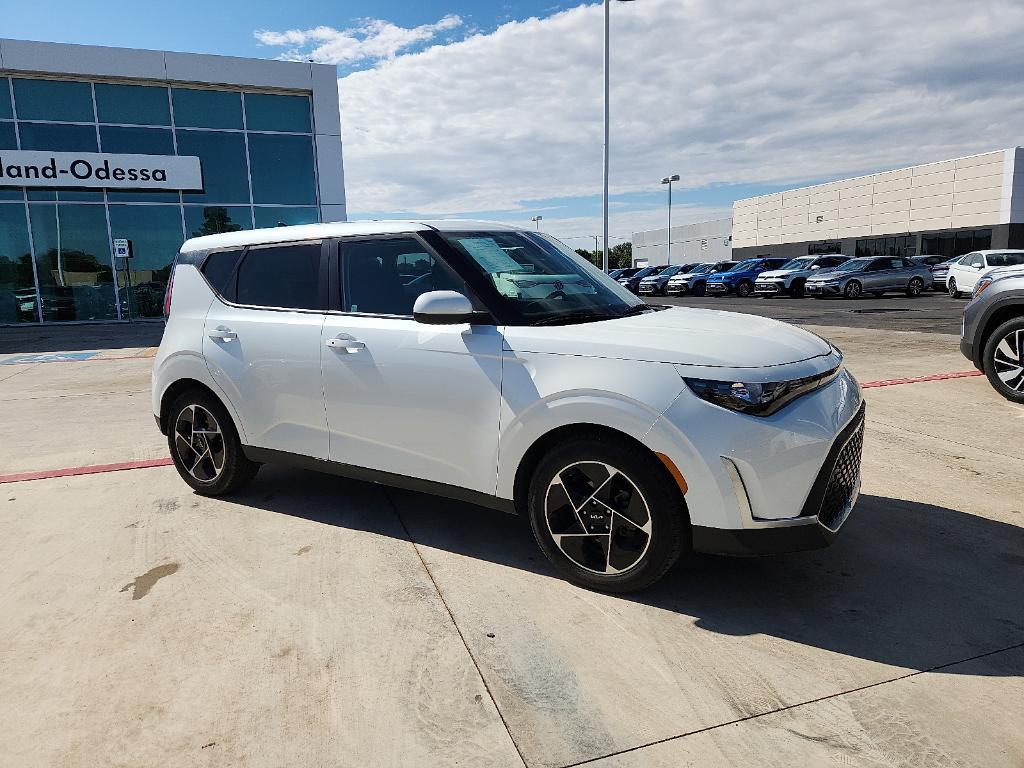 used 2023 Kia Soul car, priced at $19,999