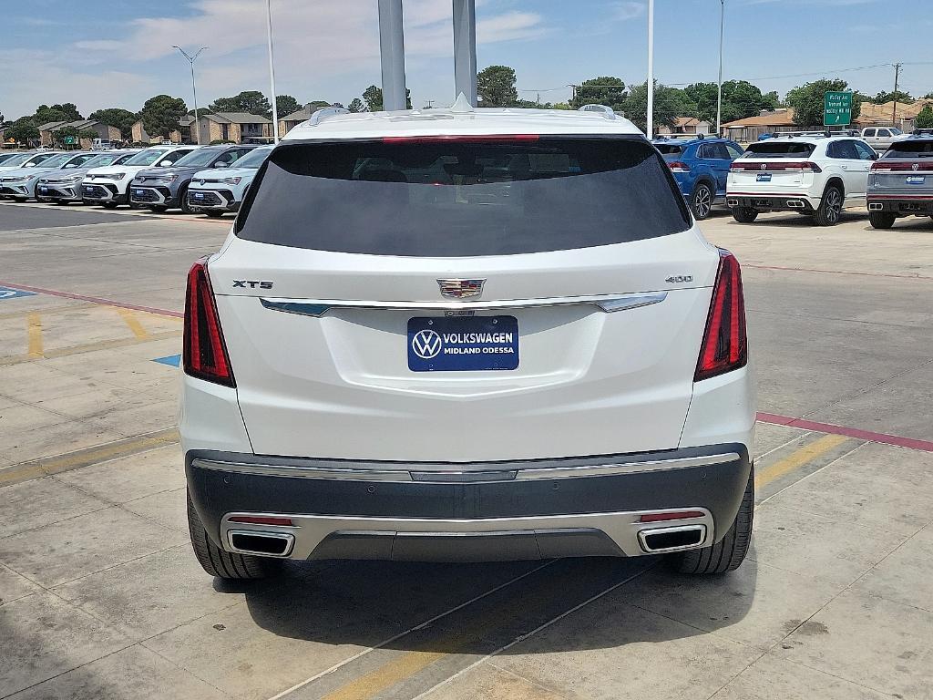 used 2022 Cadillac XT5 car, priced at $31,765