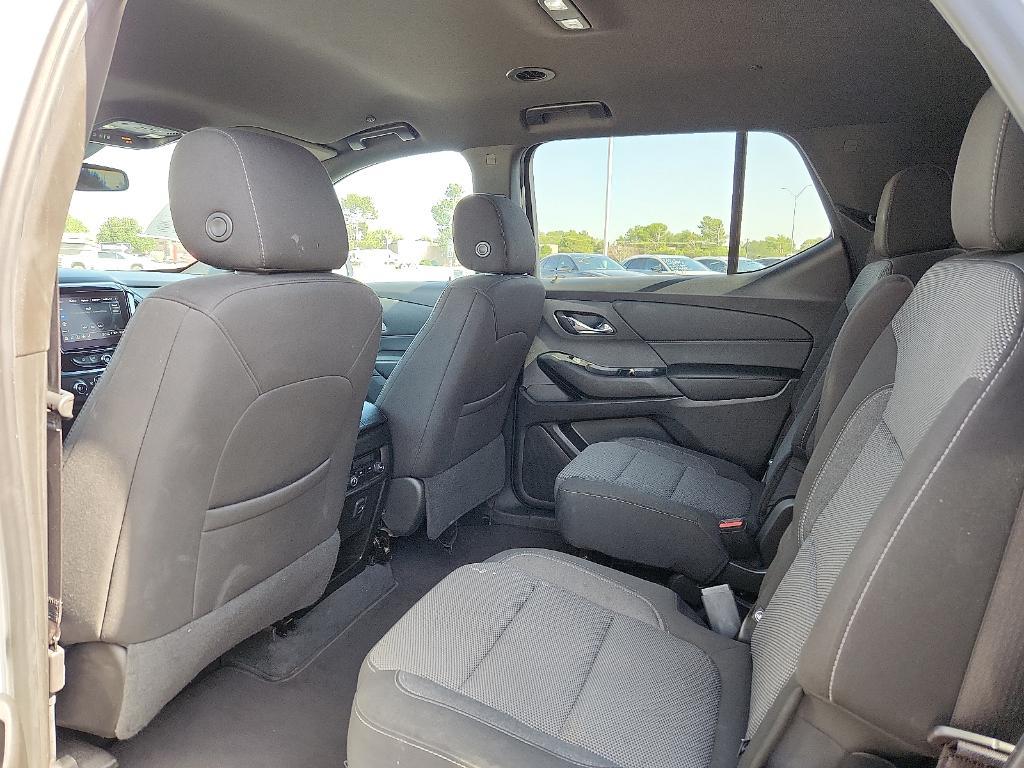 used 2022 Chevrolet Traverse car, priced at $25,216