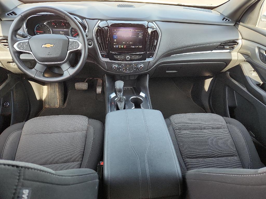 used 2022 Chevrolet Traverse car, priced at $25,216