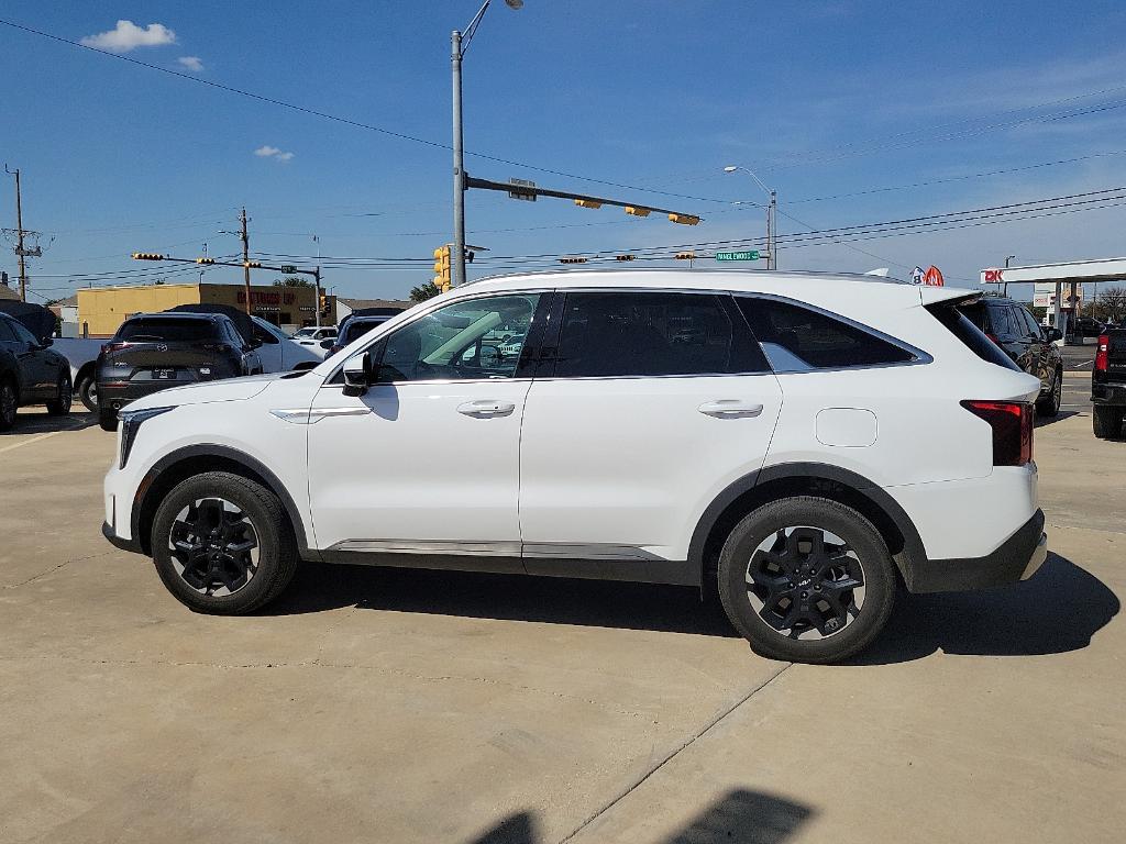 used 2024 Kia Sorento car, priced at $26,489