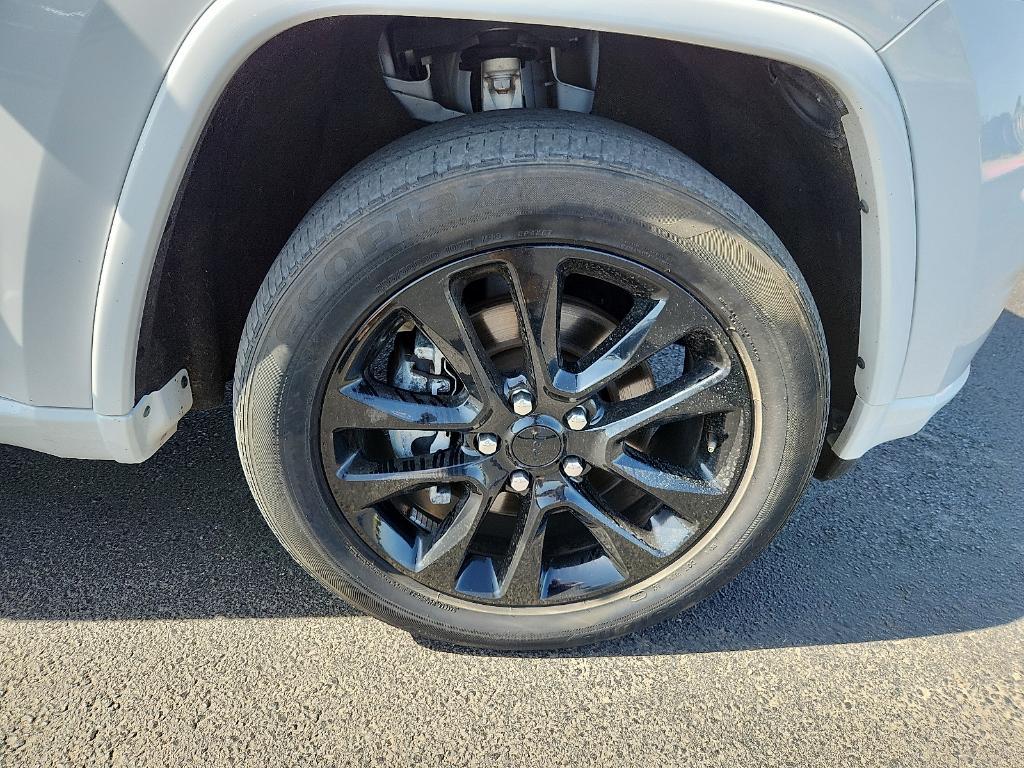used 2022 Jeep Grand Cherokee WK car, priced at $26,175