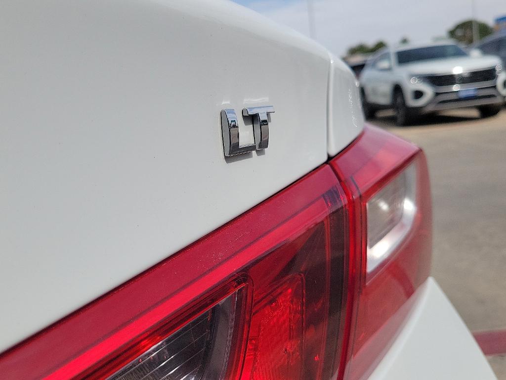 used 2023 Chevrolet Malibu car, priced at $18,511